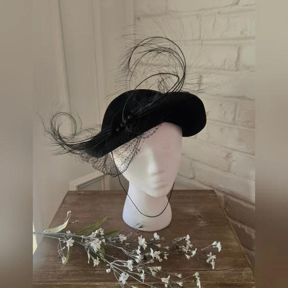 SOLD Vtg 50s Fascinator / Tilt Hat, Coralie, Party, Bead, Ostrich Feather, 7/S - Picture 4 of 11